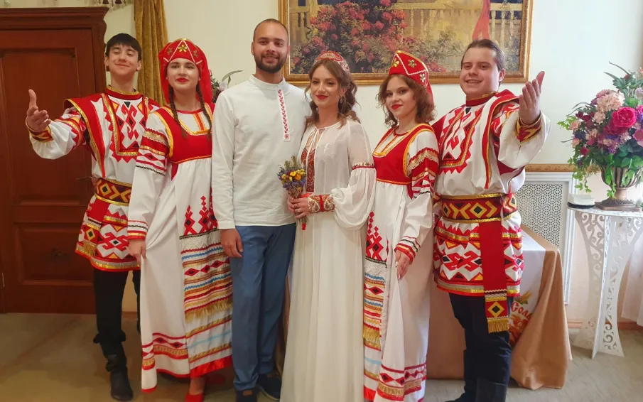 9 пар зарегистрировали брак в Нижегородском Доме бракосочетания на Красную Горку